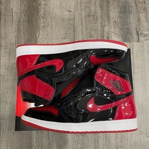 Air Jordan 1 Patent Bred